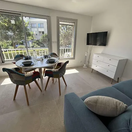 Studio Cabine Rénové au Cap d'Agde, 4 Pers, Proche Plage et Commerces - FR-1-249-452 Appartamento